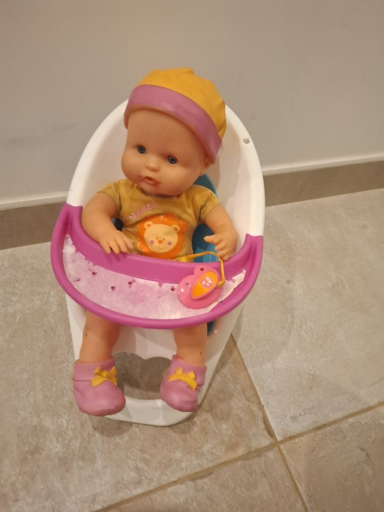 Boneco nenuco e cadeira