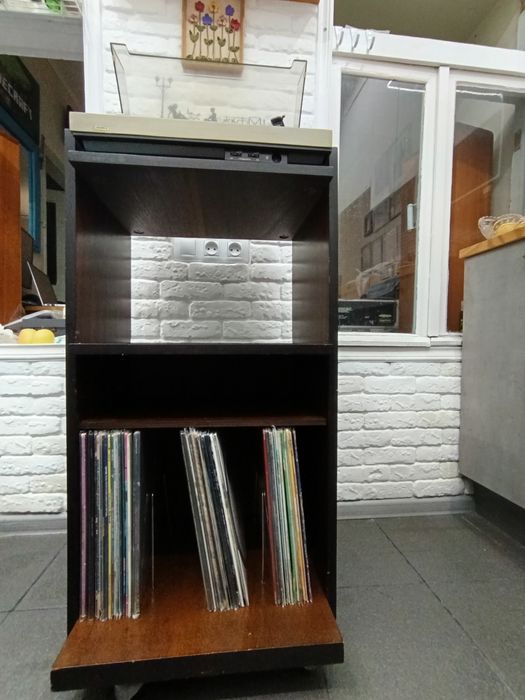 Стойка для аудио аппаратуры Radiotehnika