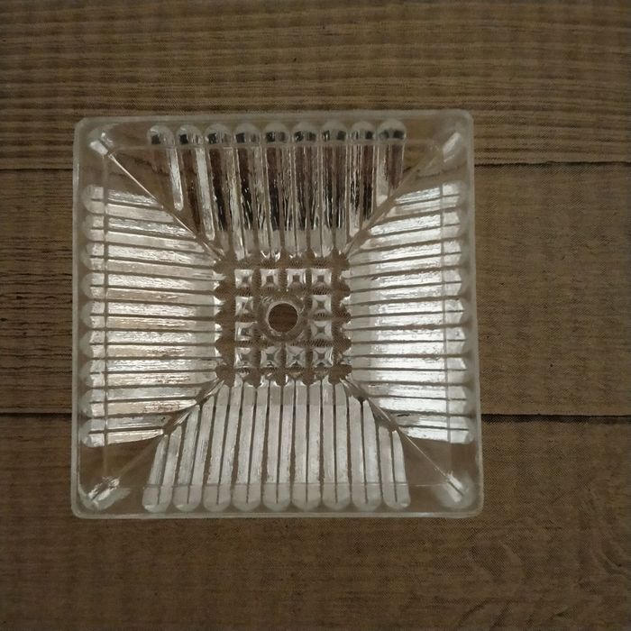 Elementy szklane z kultowego żyrandola MEOS Prl dostępna wieksza ilość