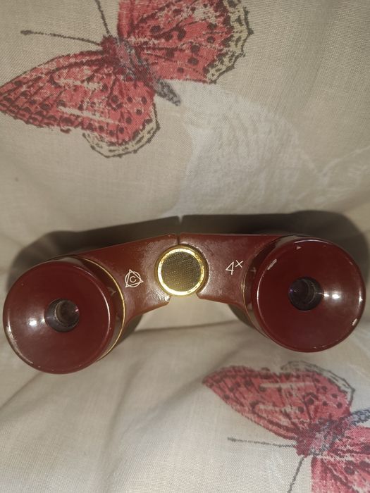 Бинокль театральный