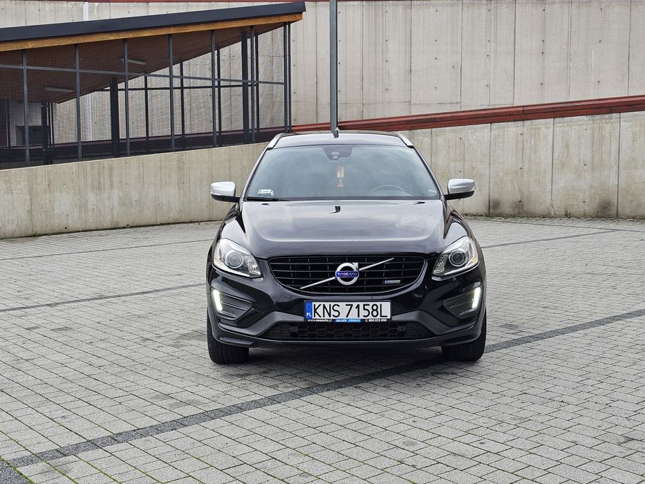 Volvo XC60 R-Design 2.4 D5 215 km 5 cylindrów