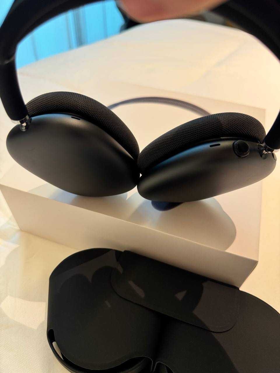 Навушники повнорозмірні бездротові Apple AirPods Max