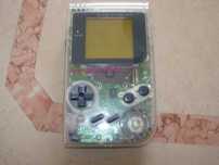 Game boy clássico transparente