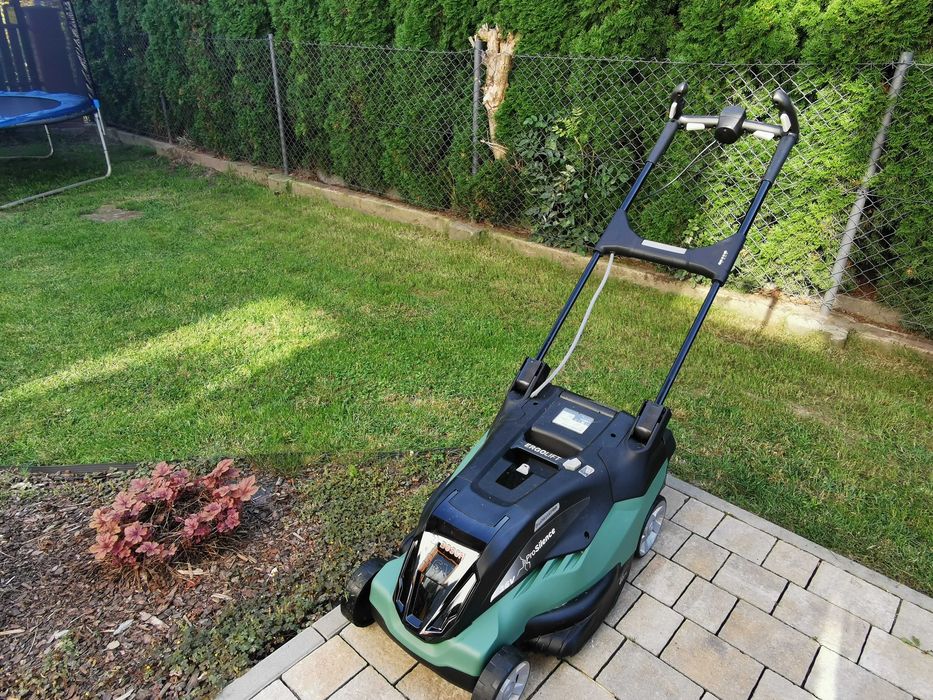 Kosiarka Bezprzewodowa Advanced Rotak 36-850 Bosch + przystawka