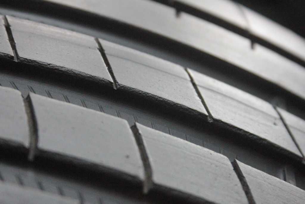 245/45/18 Goodyear Eagle F1 Asymmetric 3 245/45 R18 100Y XL MO