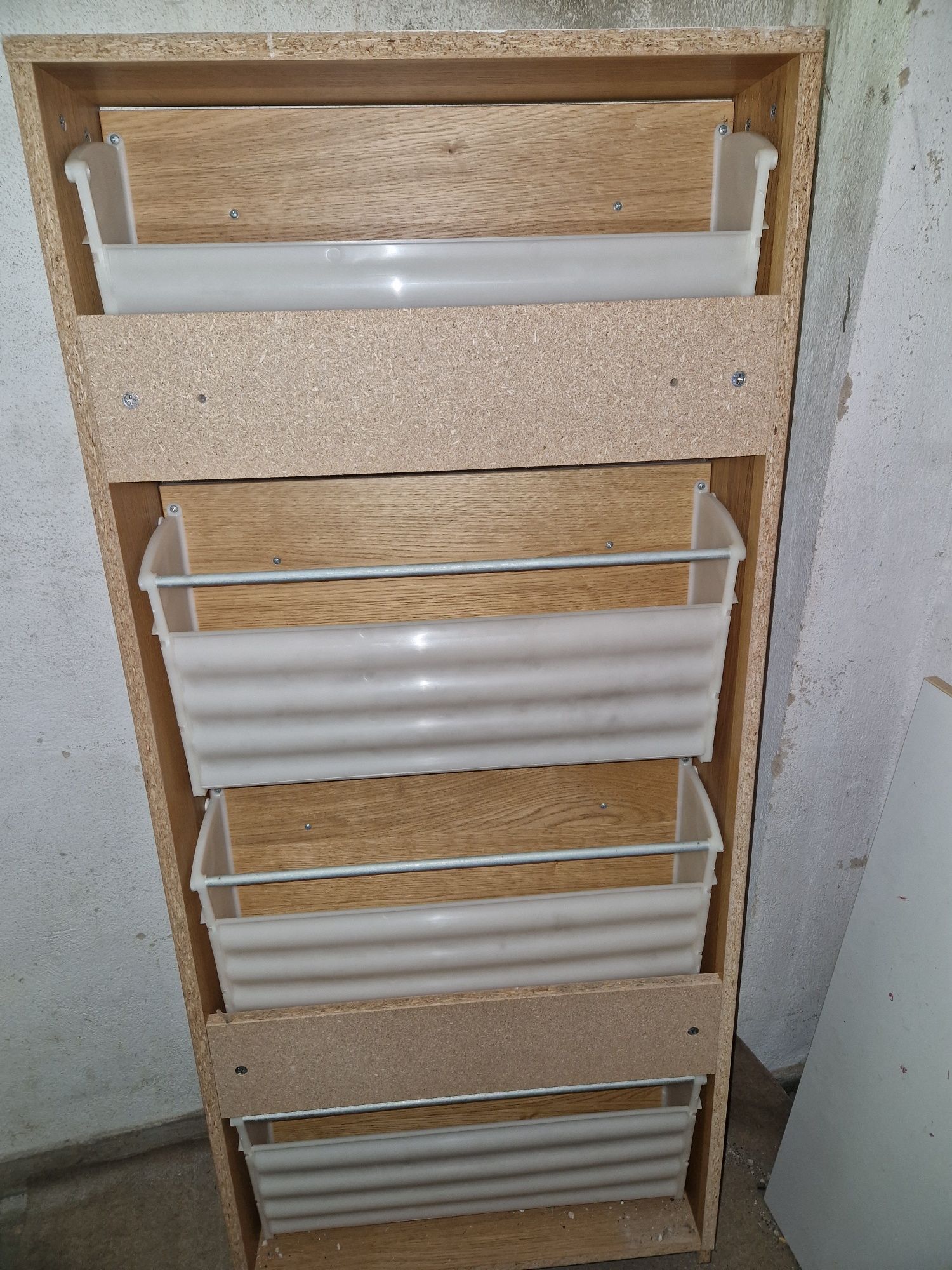 Vendo Sapateira de fixar na parede