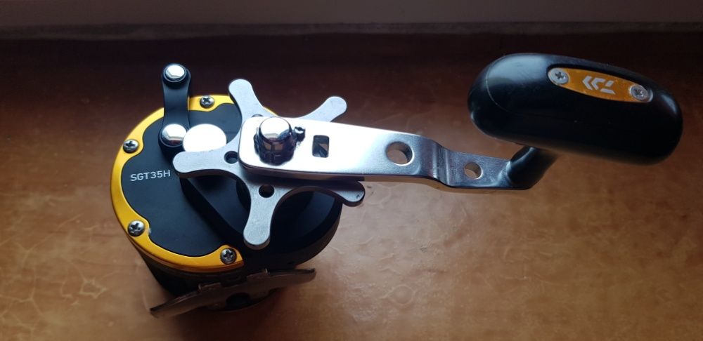 kolowrotek daiwa seagate SGT35H multiplikator + plecionka