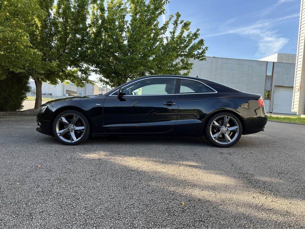 Audi A5 Coupe 2.0 TDI S-Line Full Extras