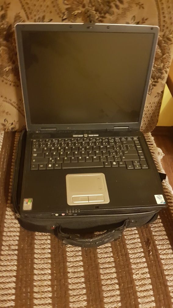 Laptop uszkodzony