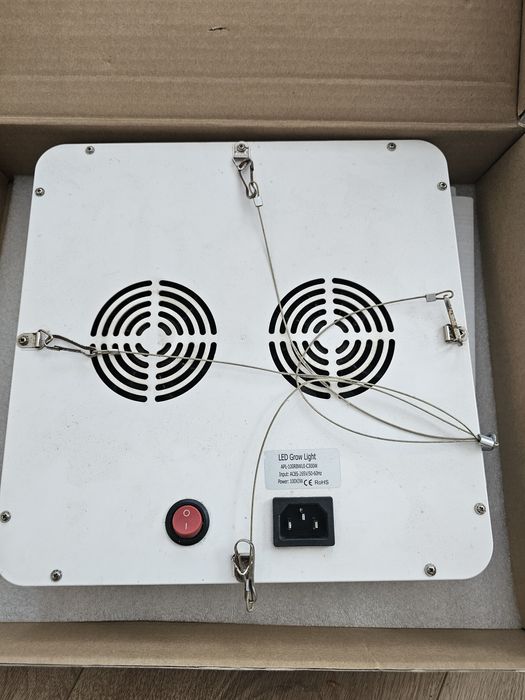 Lampa do roslin ZEED.PL  panel LED do doswietliania roslin 300W