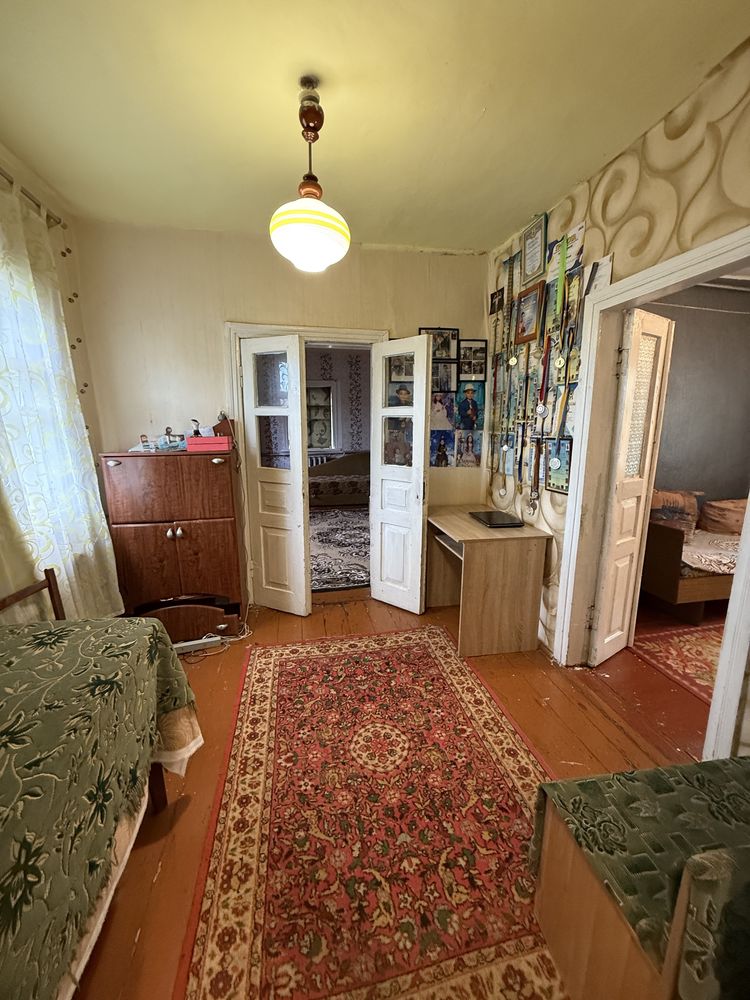 Гребінки. Будинок біля ставка. Продаж