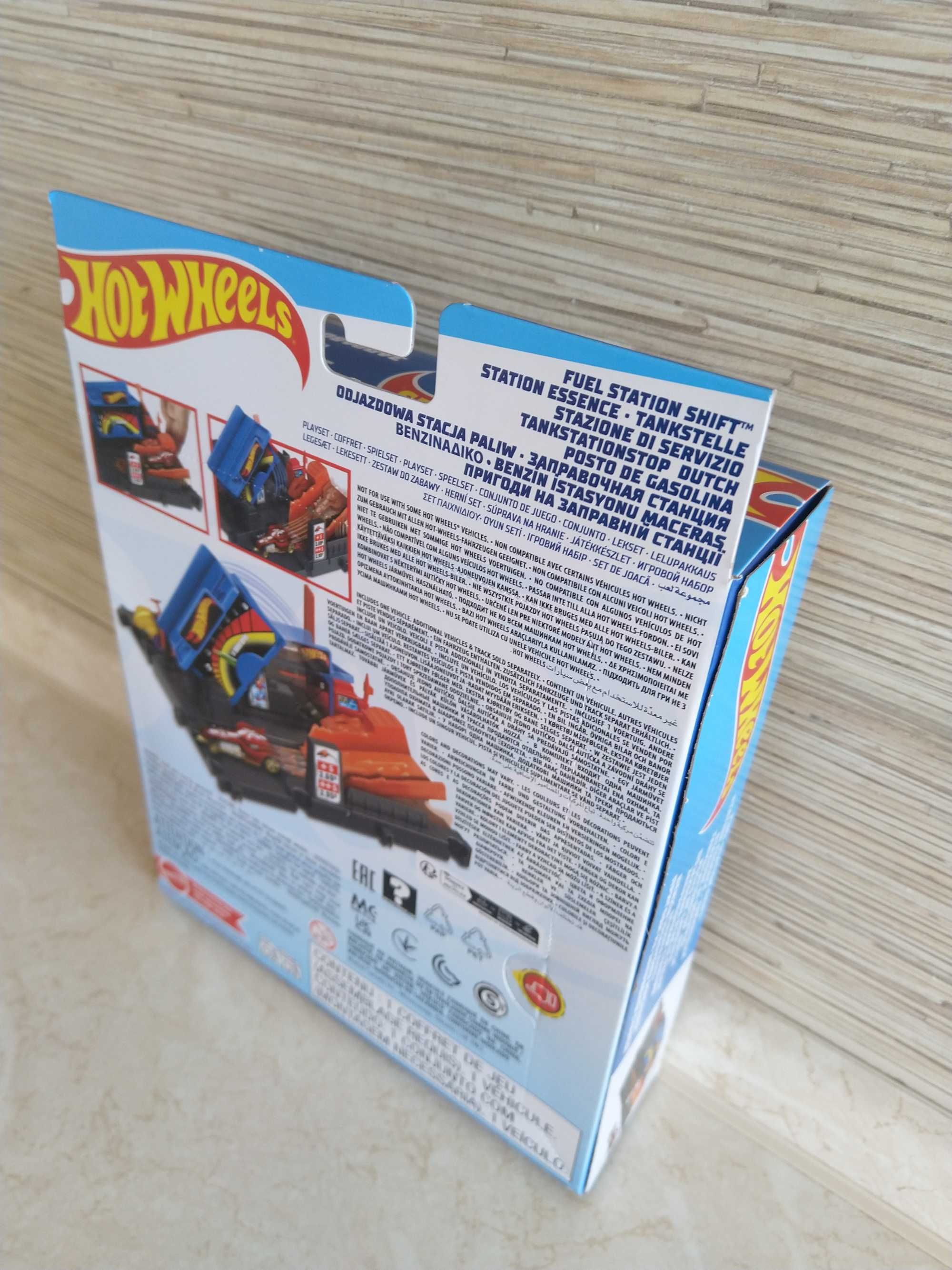 HIT Hot wheels odjazdowa stacja paliw HW + autko KURIER