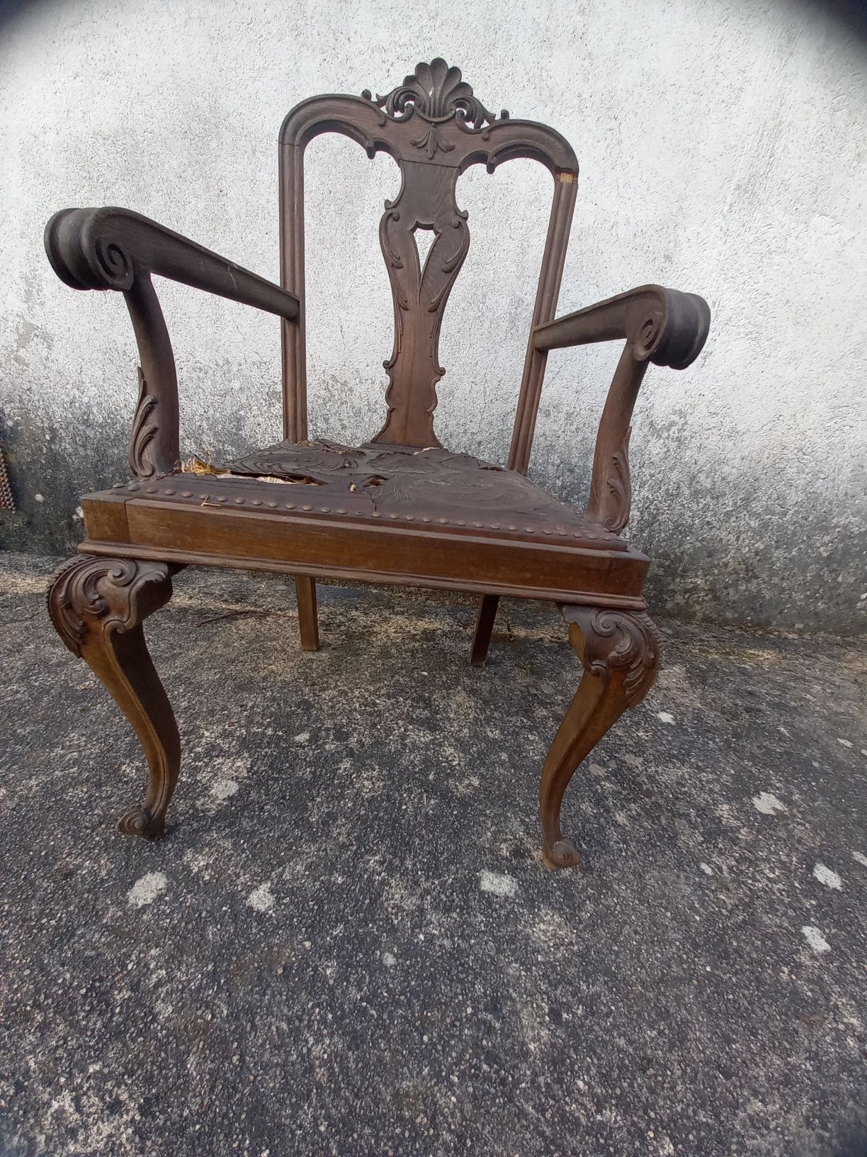 Cadeira Antiga para restauro novo preço