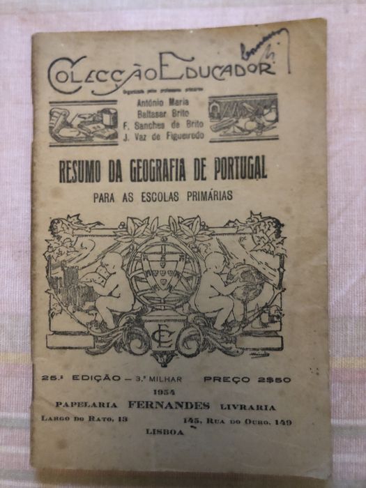 Livros escolares antigos da Coleção Educador