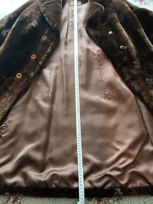 Шуба жіноча цигейкова