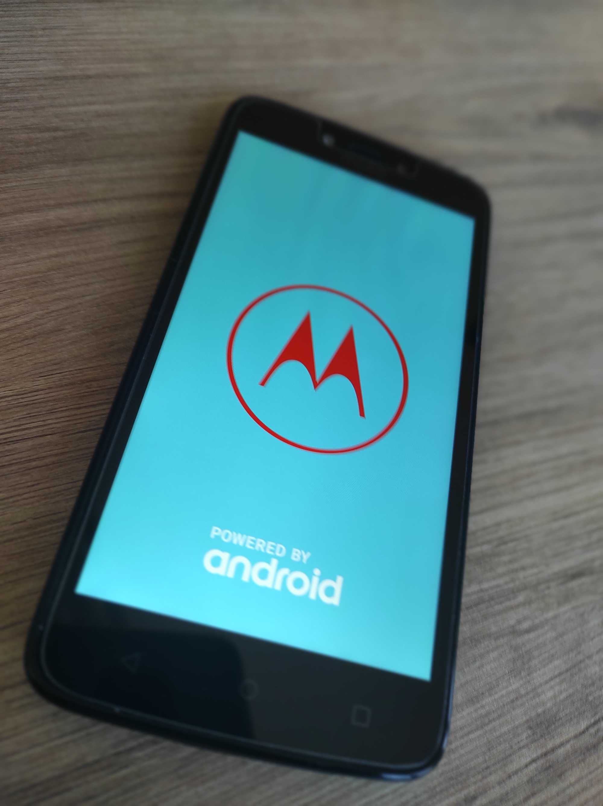 Telefon Motorola Moto C Plus