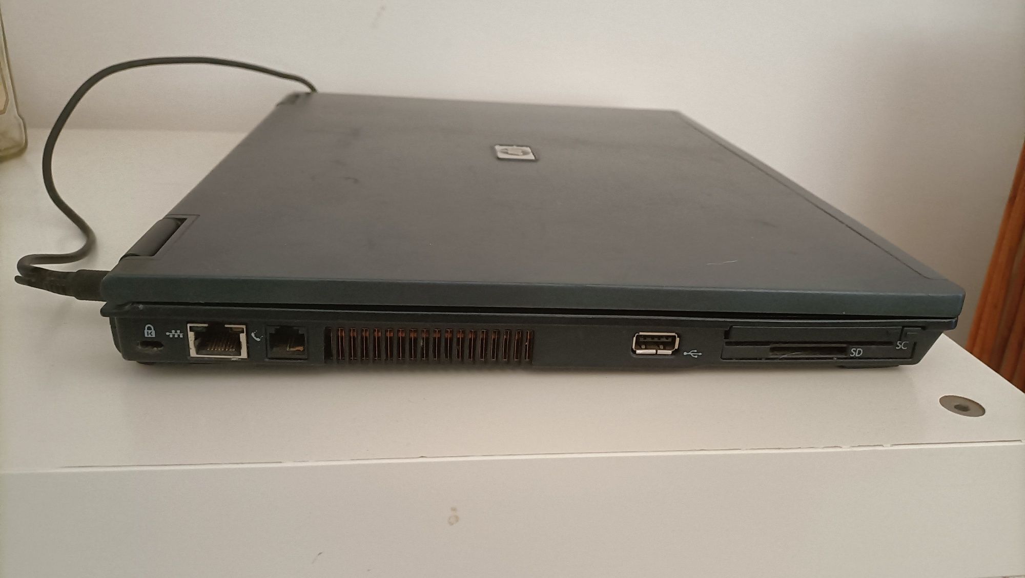 HP Compaq (model: nc6220)