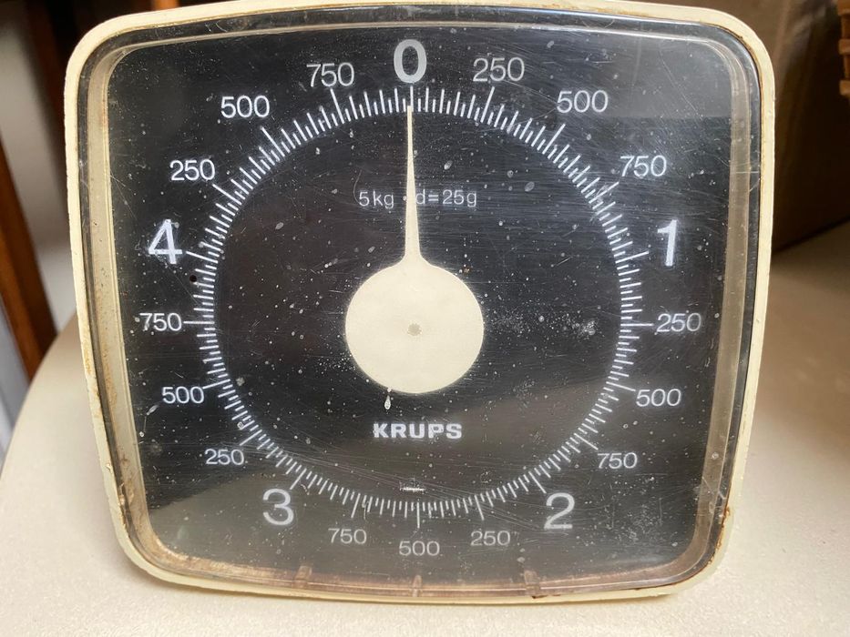 Balança antiga Krups