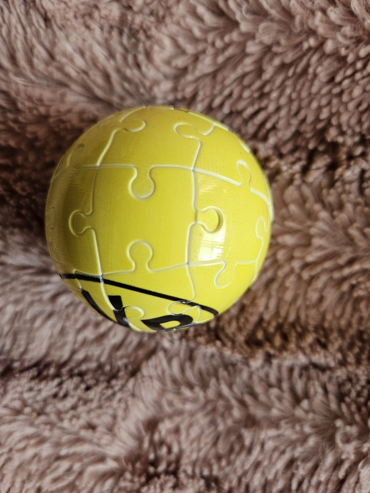 Puzzle piłki 9szt po 27elementów + 1 gratis z defektem