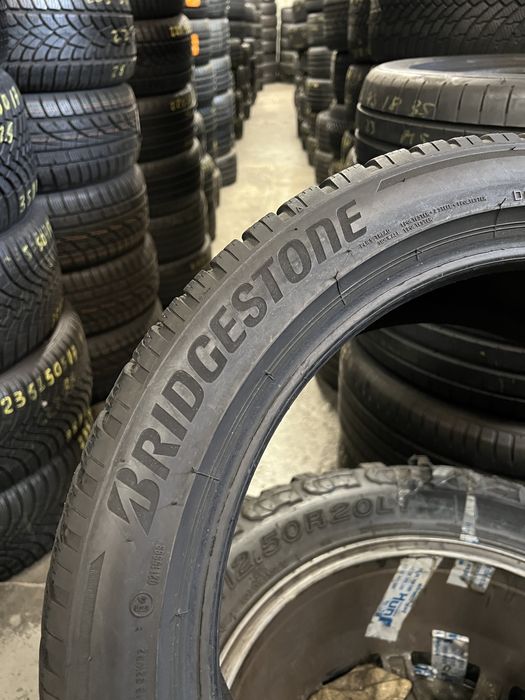 Шини Зимові 235х45хR18 BRIDGESTONE Blizzak LM005 / 80% 20-21р