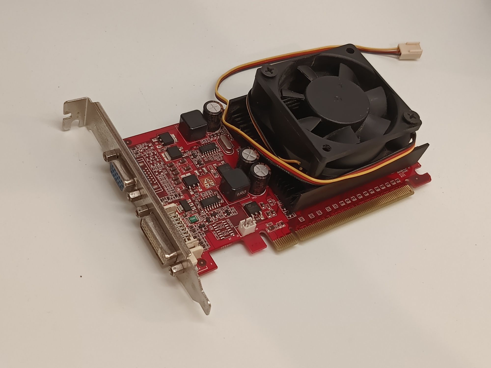 Karta NVIDIA GeForce GT220 \ 512 MB \ PCI-Express