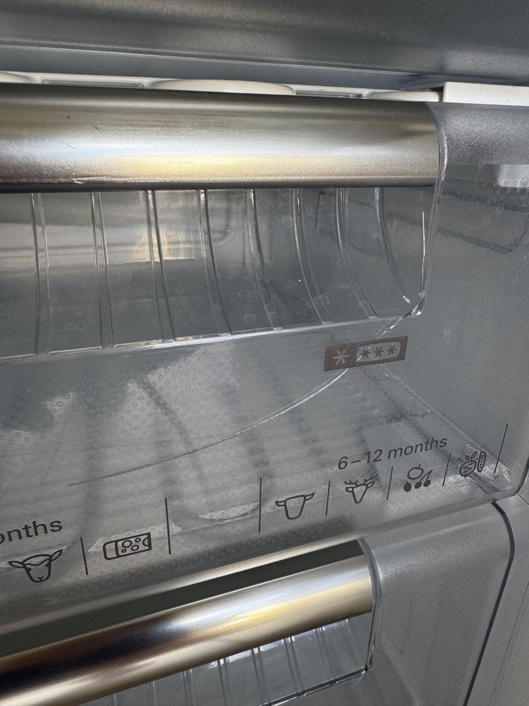 Siemens lodówko zamrażarka do zabudowy Siemens KI38VA20