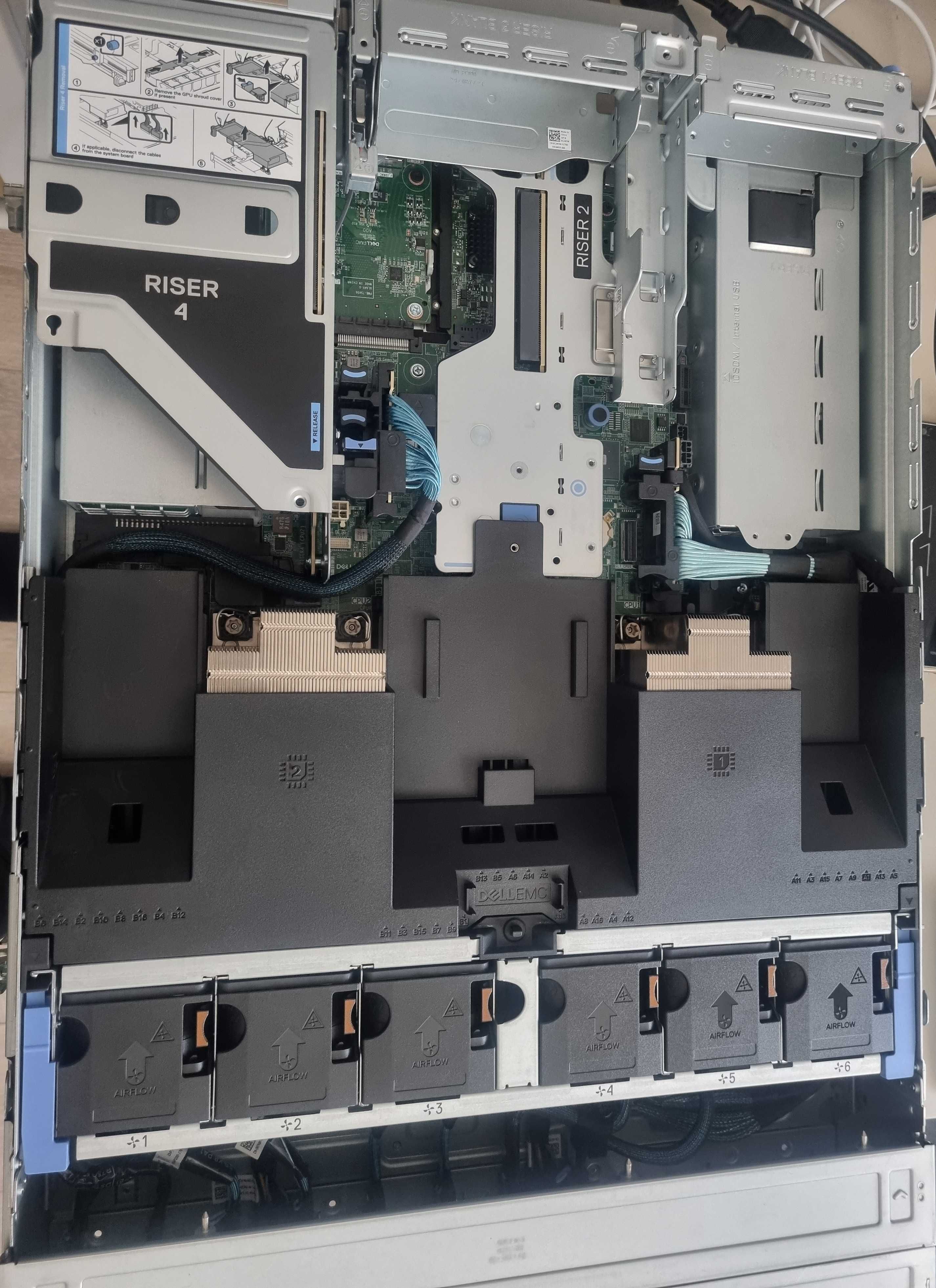 Dell PowerEdge R750 16x2.5" NVME 2x Gold 6330 16x 32GB 10x1.92 SSD