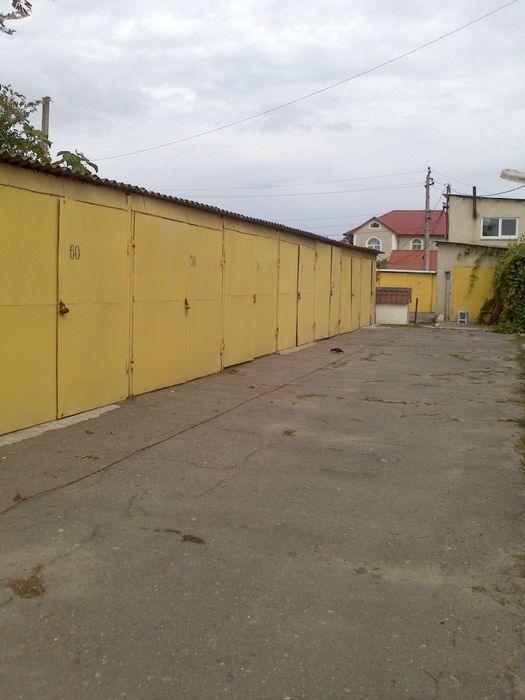 Здам цегляний гараж. Вул. Шишкіна, Вузівський, Київський район.