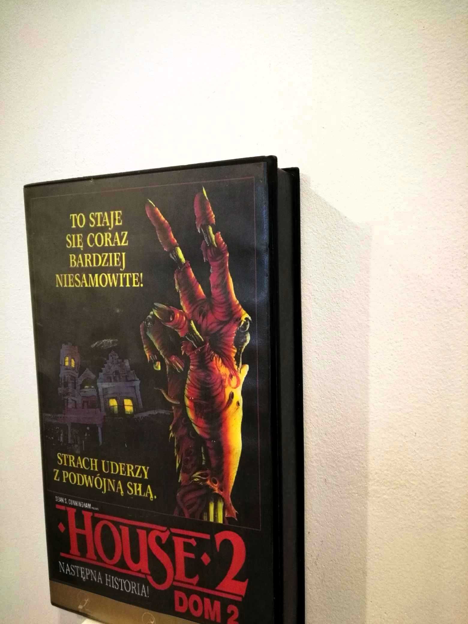 Oni żyją / dom 1 / dom 2 / katakumby - VHS FILMY HORROR Magnetowid
