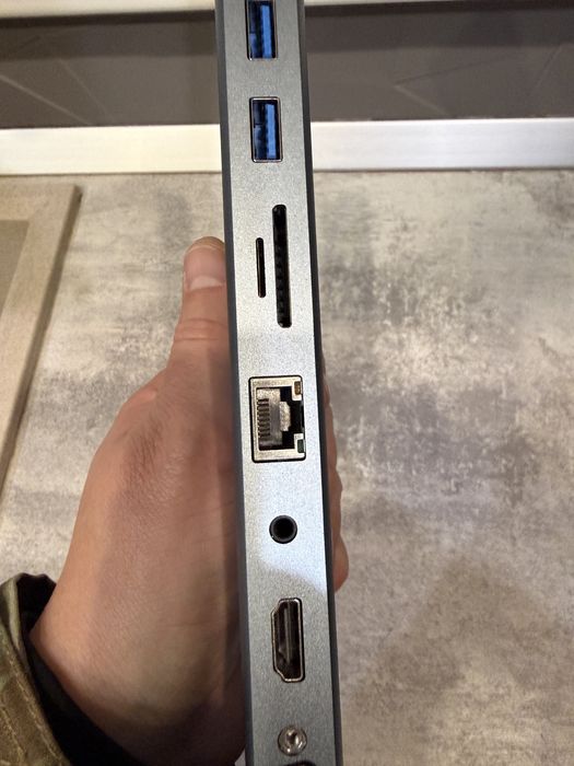 Док станція 11 в 1