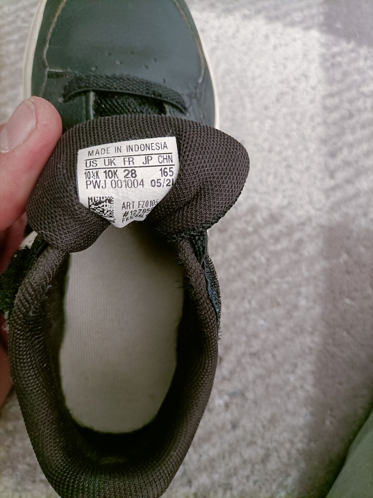 Buty dla chłopca firmy adidas. Roz.28. wkładka 17,5.