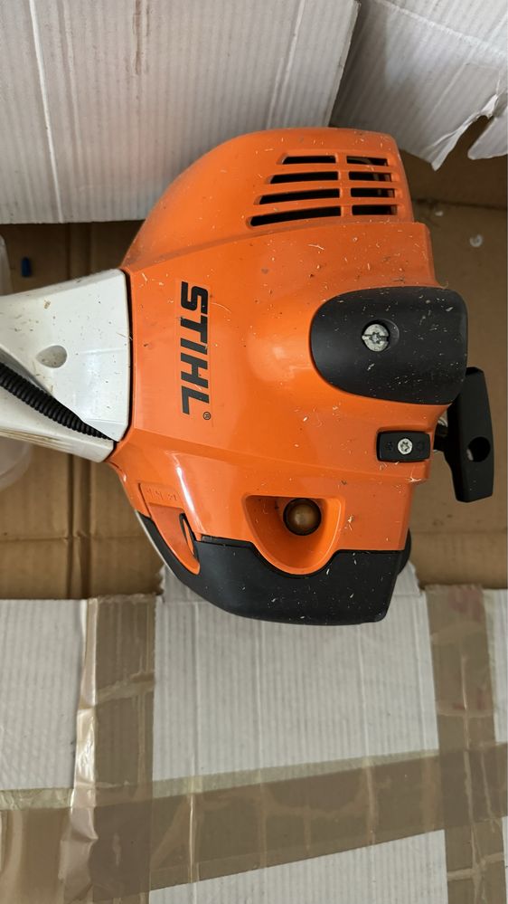 Motorroçadora STIHL FS 240 C-E