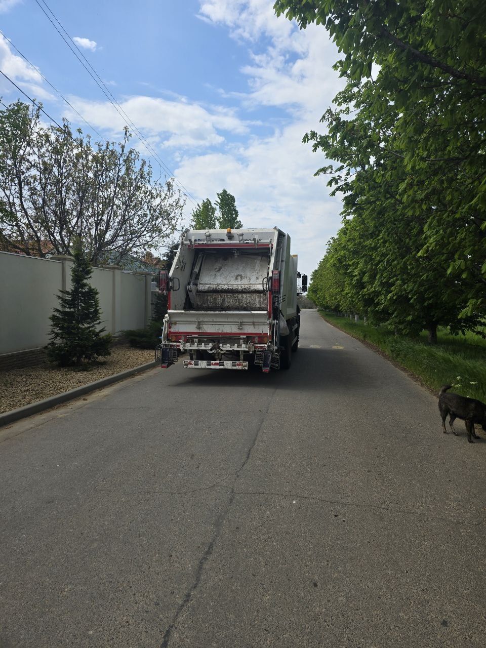 1700уе сразу и по 567уе в мес. Море 15мин на авто