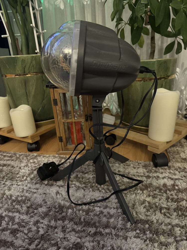 Reflektor StarTastic Max led swiatla