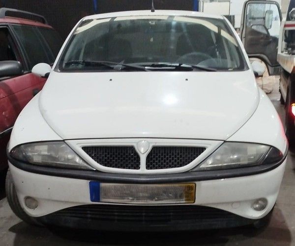 Para Peças Lancia Y (840_)