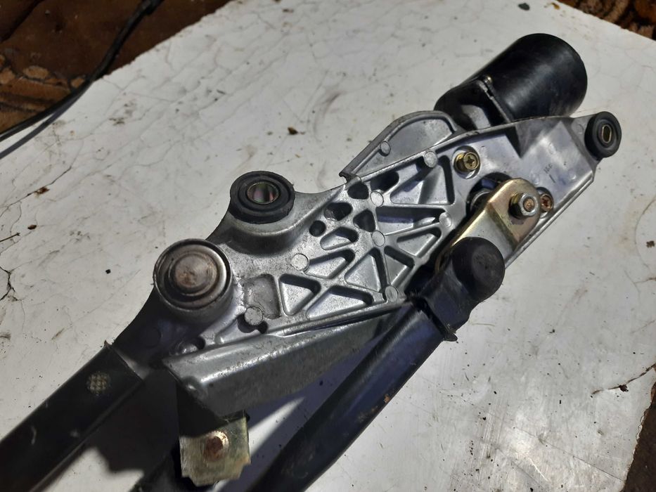 Трапеція та моторчик дворников Тойота Селіка Т230 2005 рік