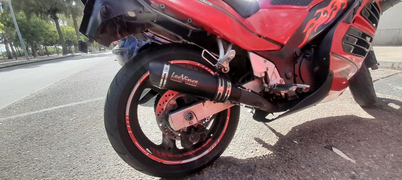Suzuki Rf600r ano 93