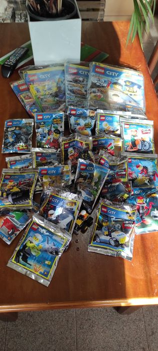 Lego 21 polybags e revista city