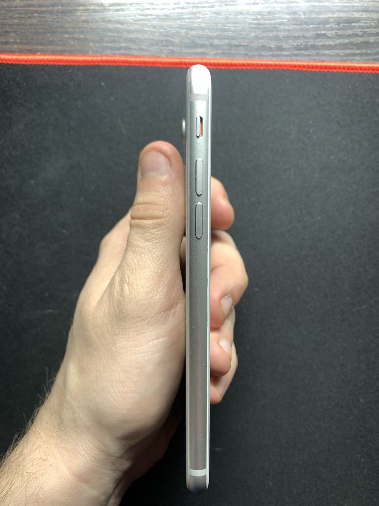 СРОЧНО Продам iPhone 8 64gb neverlock