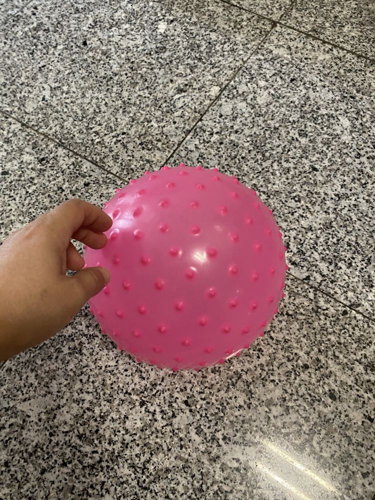Bola pinchona nova