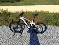 Bicicleta elétrica BTT ebike CUBE 160 SLX 750
