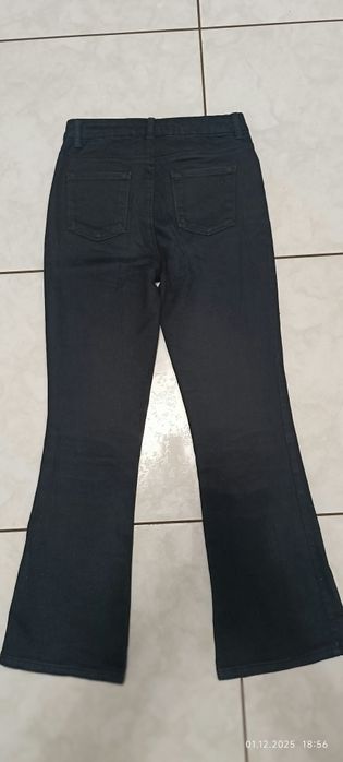 Джинси для дівчинки.