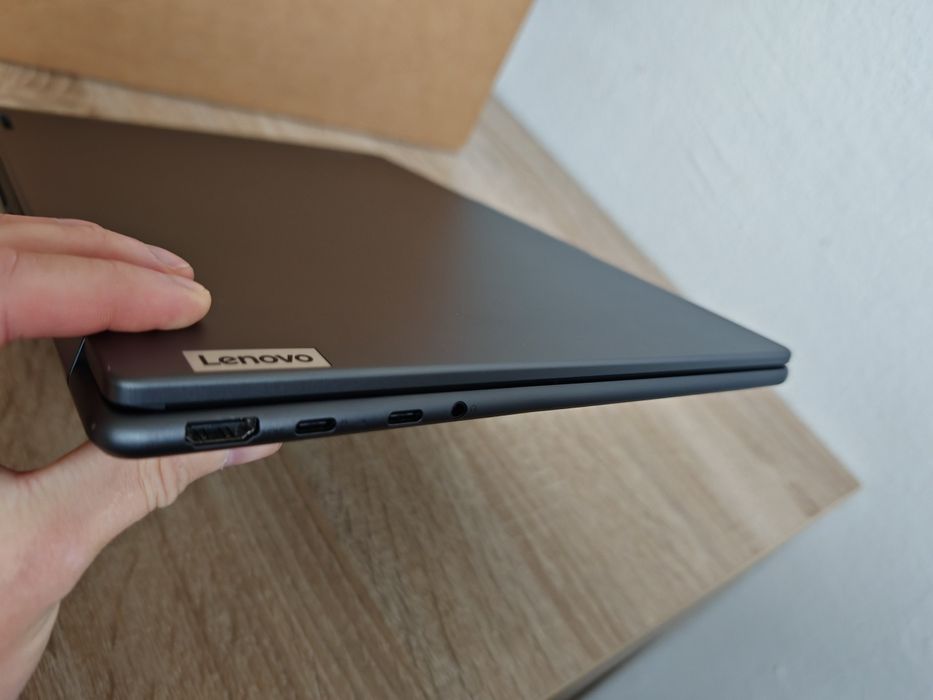 Lenovo Yoga 7 2-in-1 14AHP9 OLED Сенсорный