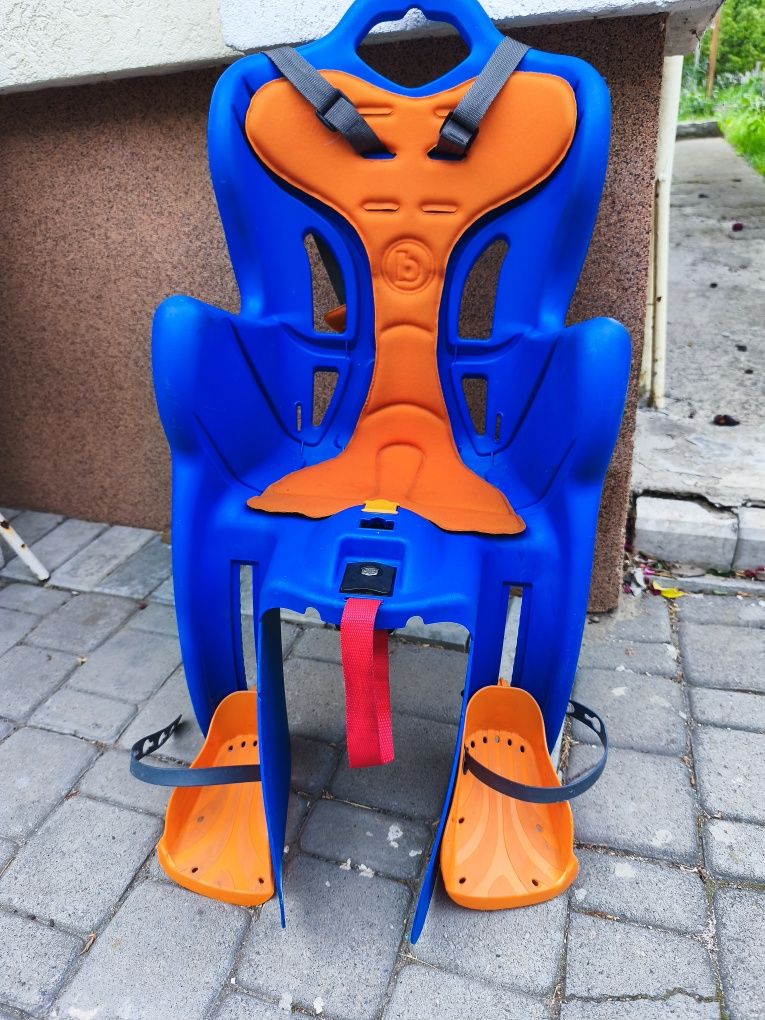 Дитяче велокрісло