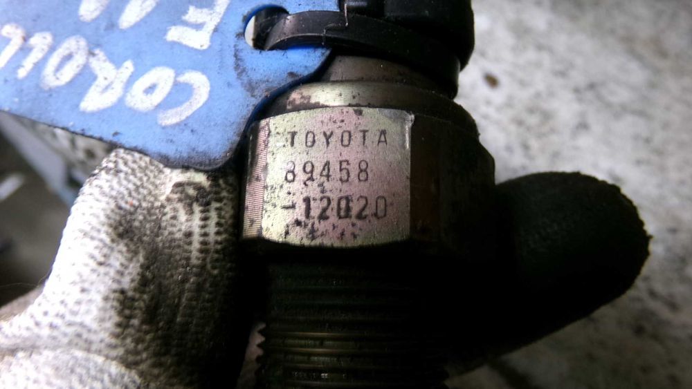 Lis55 Czujnik ciśnienia paliwa toyota corolla e12 2.0d4d wysyłka
