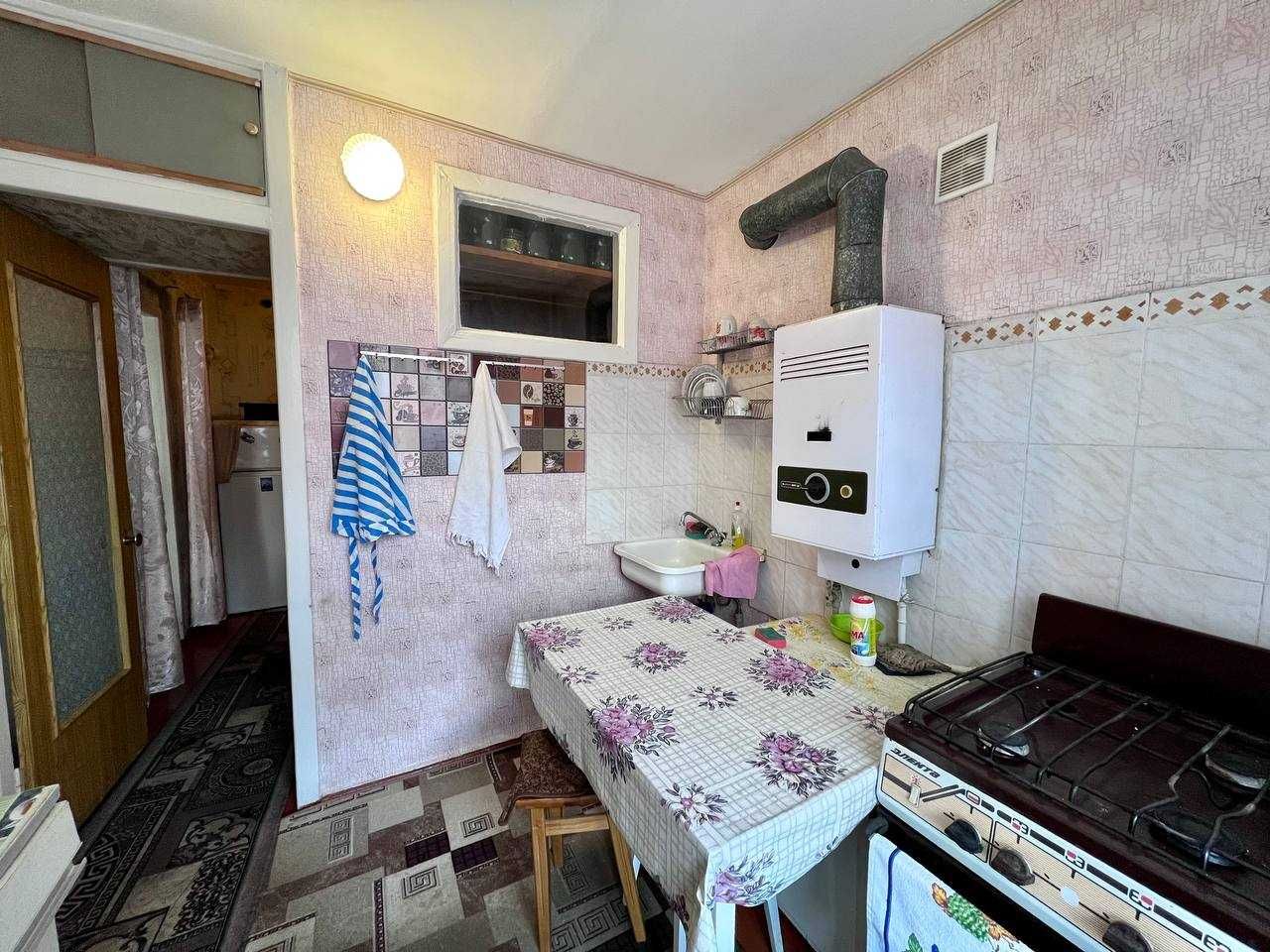 Продам 2-х комнатную квартиру ул. Николая Карищенко