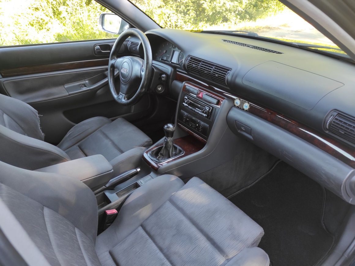 Audi A4 B5 Lift 1.9 TDI 115km 2000r. Sprawna klima Przegląd na rok