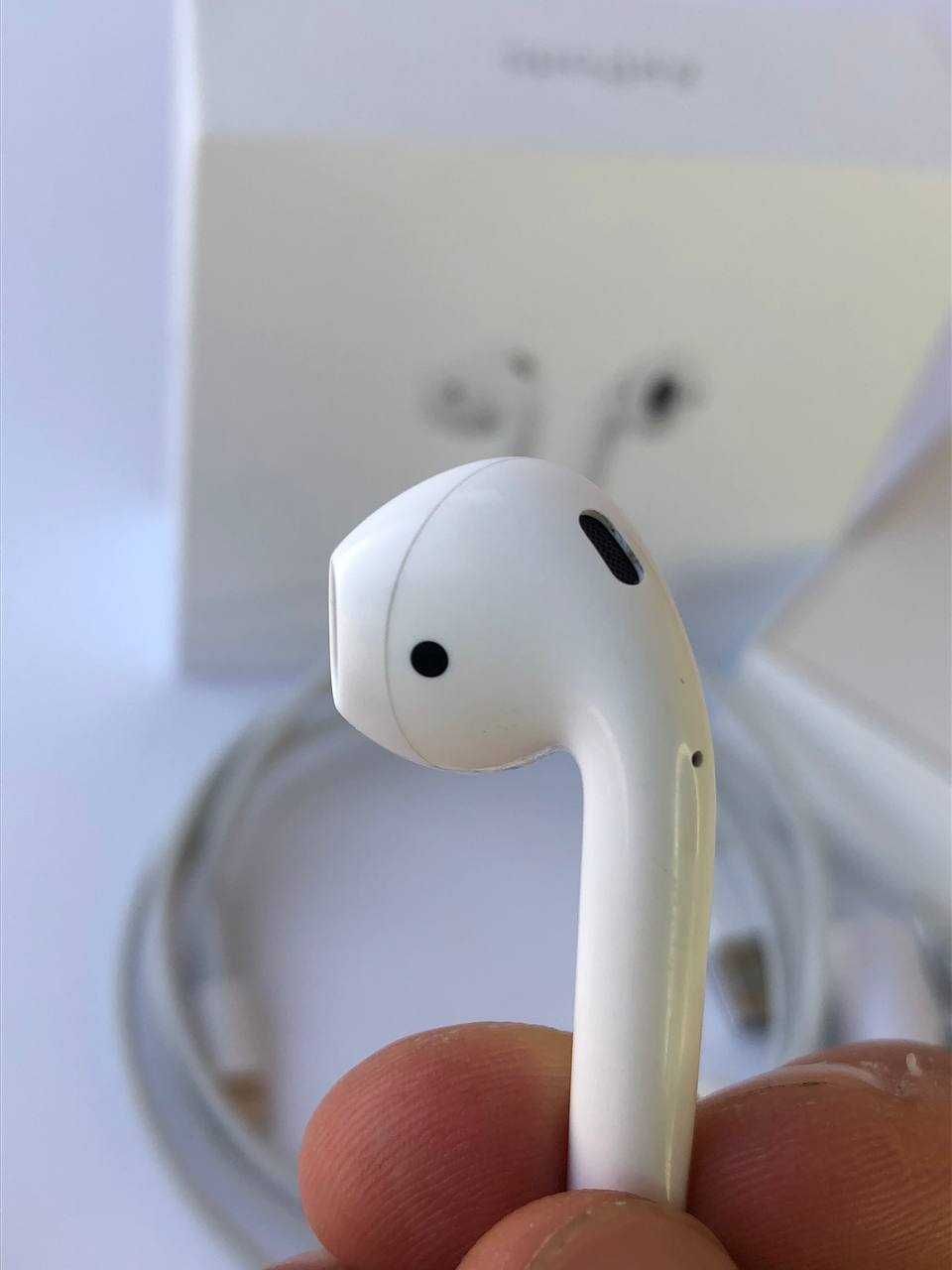 Навушники Apple AirPods (2-ге покоління)
