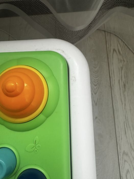 Музичний ігровий столик Chicco