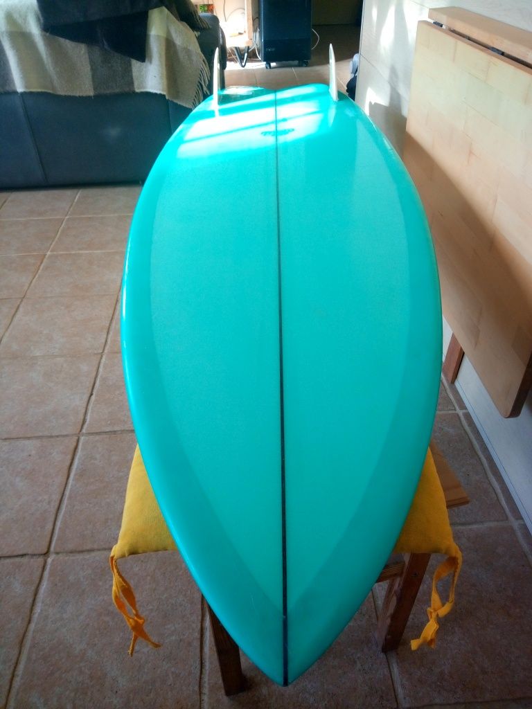 Prancha surf retro fish Twin fin